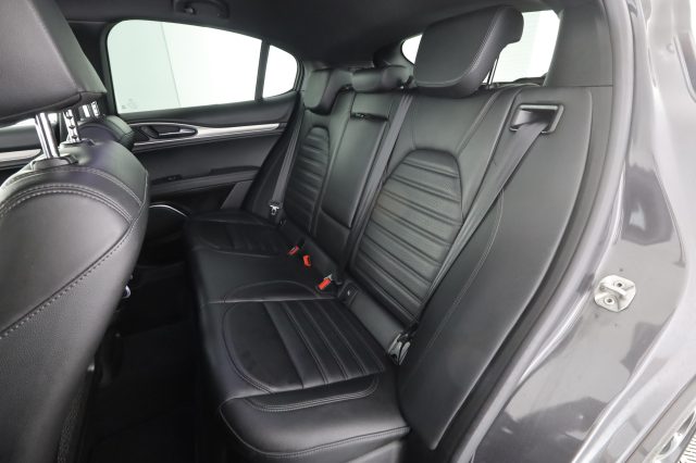 Alfa Romeo Stelvio Stelvio 2.2 Turbodiesel 210 CV AT8 Q4 Veloce - foto 3 di 4