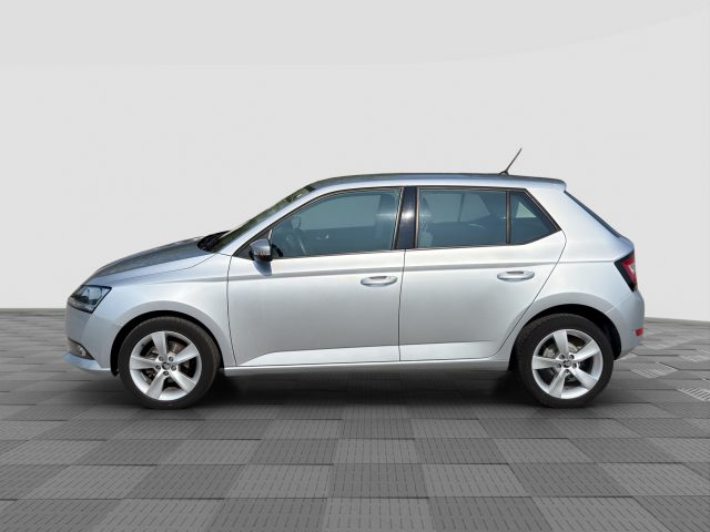 Skoda Fabia Fabia 1.0 MPI 75 CV Design Edition - foto 2 di 4