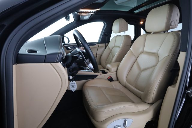 Porsche Macan Macan - foto 2 di 4