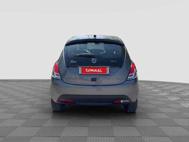 Lancia Ypsilon Ypsilon 1.0 FireFly 5 porte S&S Hybrid Gold - foto 4 di 4
