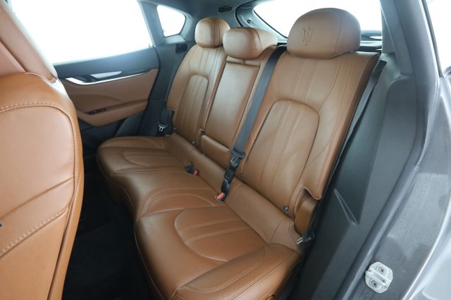 Maserati Levante Levante 330 CV MHEV AWD GT - foto 3 di 4