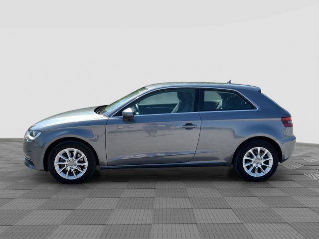 Audi A3 A3 1.6 TDI Young - foto 2 di 4
