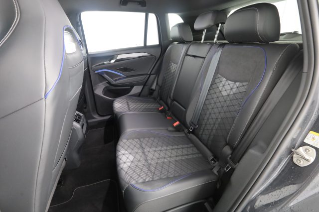 Volkswagen Tiguan 3ª serie 2.0 TDI 150 CV DSG R-Line - foto 3 di 4