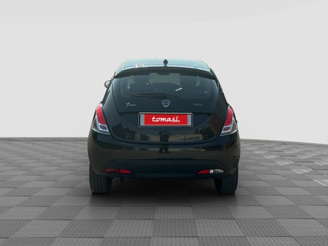 Lancia Ypsilon Ypsilon 1.0 FireFly 5 porte S&S Hybrid Gold - foto 4 di 4