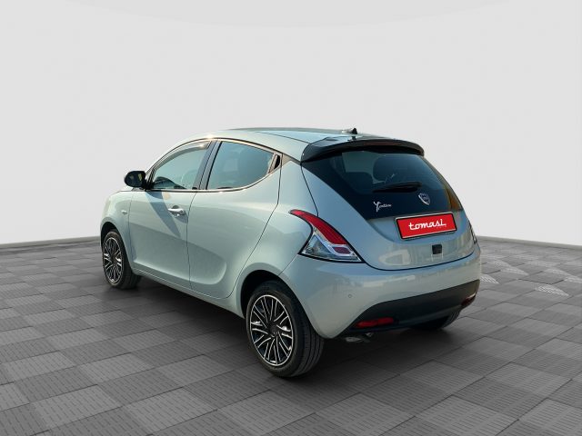 Lancia Ypsilon Ypsilon 1.2 69 CV 5 porte GPL Ecochic - foto 3 di 4