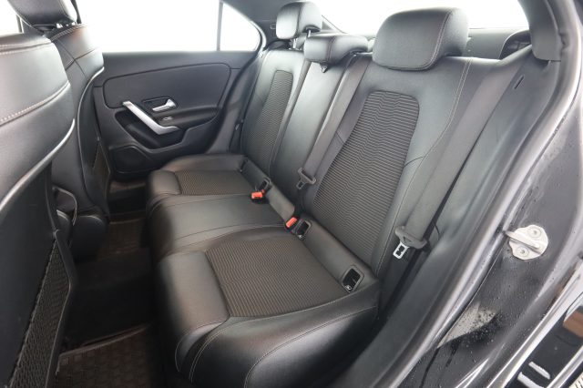 Mercedes-Benz A 180 A 200 Automatic 4p. Sport - foto 3 di 4
