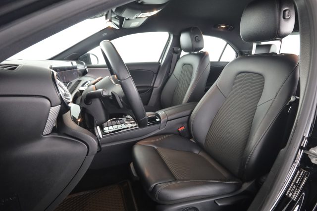 Mercedes-Benz A 180 A 200 Automatic 4p. Sport - foto 2 di 4
