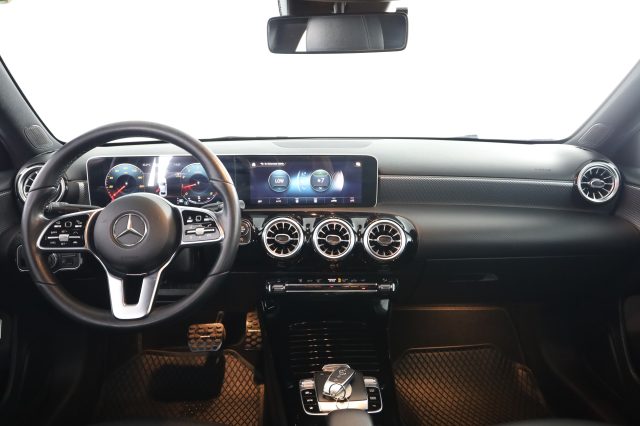 Mercedes-Benz A 180 A 200 Automatic 4p. Sport - foto 4 di 4