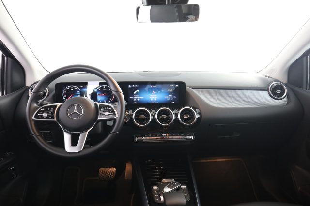 Mercedes-Benz CLA sse B B 180 d Automatic Sport Plus - foto 4 di 4