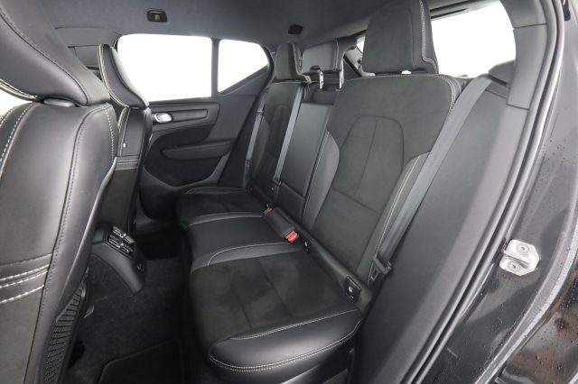 Volvo XC40 XC40 T4 Recharge plug-in hybrid automatico Recharg - foto 3 di 4