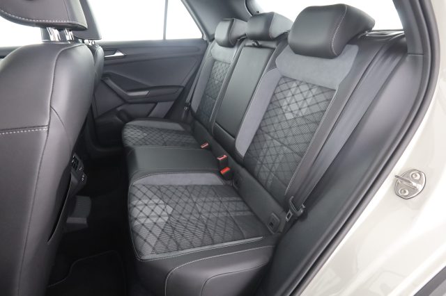 Volkswagen T-Roc T-Roc 1.0 TSI R-Line - foto 4 di 4