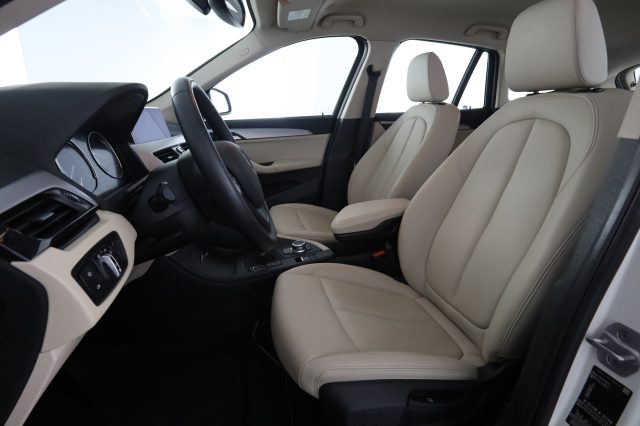 BMW X1 X1 sDrive16d BUSINESS ADVANTAGE - foto 2 di 4