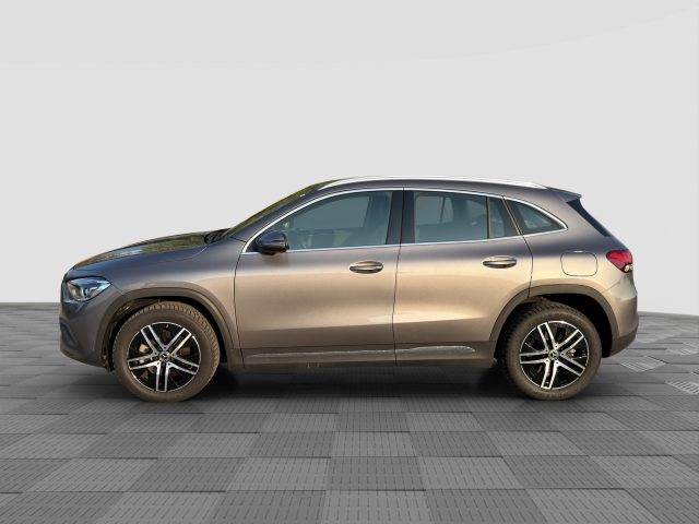 Mercedes-Benz CLA sse GLA GLA 220 d Automatic 4MATIC SPORT PLUS - foto 2 di 4