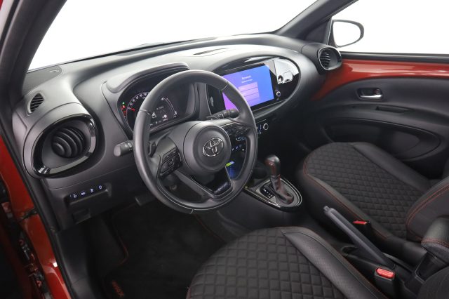 Toyota Aygo X Aygo X 1.0 VVT-i 72 CV 5 porte Lounge Air S-CVT usato a MILANO