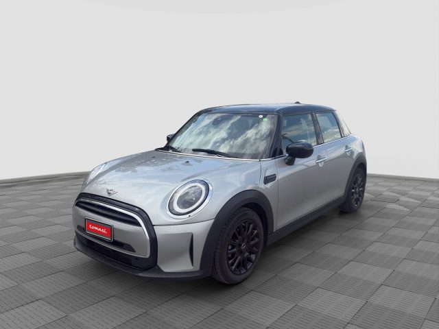 MINI Mini 5 Porte 1.5 Cooper Classic 5 porte usato a MILANO