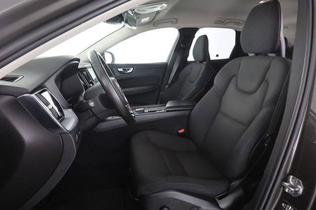 Volvo XC60 XC60 D4-B4 AWD Geartronic Business - foto 2 di 4