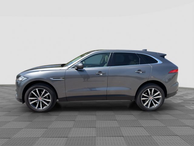 Jaguar F-Pace F-Pace 2.0 D 180 CV AWD aut. Prestige - foto 2 di 4