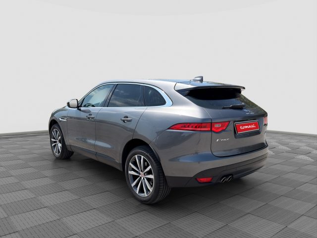Jaguar F-Pace F-Pace 2.0 D 180 CV AWD aut. Prestige - foto 3 di 4