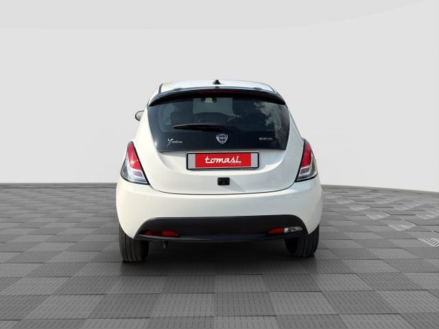Lancia Ypsilon Ypsilon 1.0 FireFly 5 porte S&S Hybrid Gold - foto 4 di 4