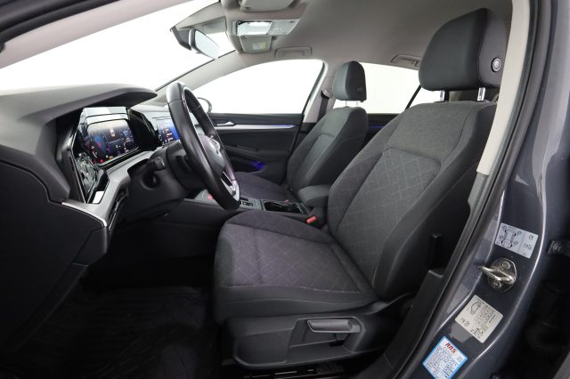 Volkswagen Golf Golf 1.0 eTSI EVO DSG Life - foto 2 di 4