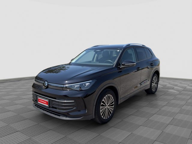 Volkswagen Tiguan 3ª serie 2.0 TDI 150 CV DSG Life usato a MILANO