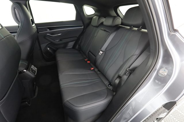 BYD Seal U DM-i DM-i 1.5 218 CV PHEV Comfort - foto 3 di 4