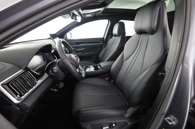 BYD Seal U DM-i DM-i 1.5 218 CV PHEV Comfort - foto 2 di 4