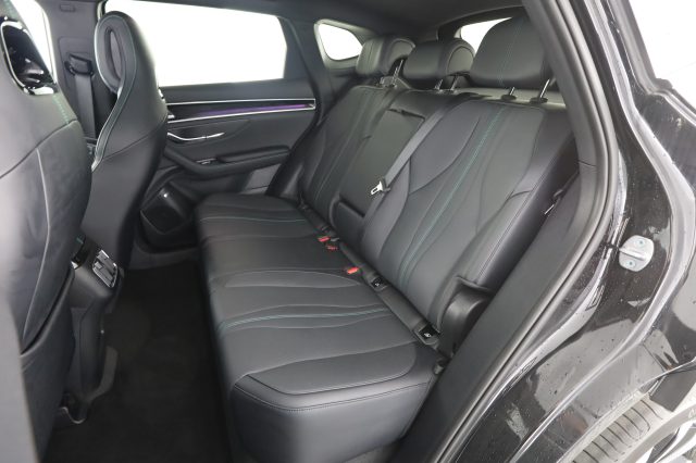 BYD Seal U DM-i DM-i 1.5 218 CV PHEV Comfort - foto 3 di 4