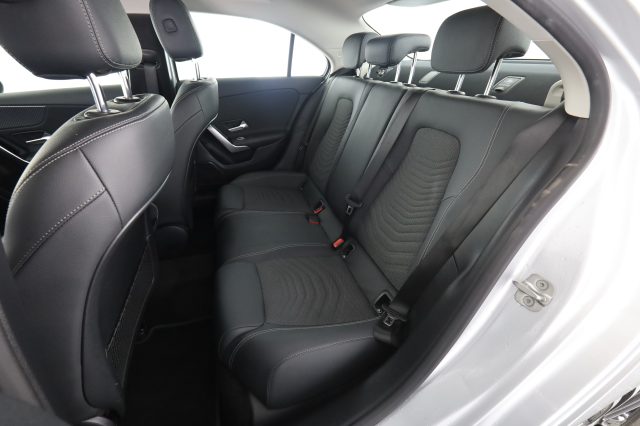 Mercedes-Benz A 180 A 200 d Automatic Progressive Advanced - foto 3 di 4