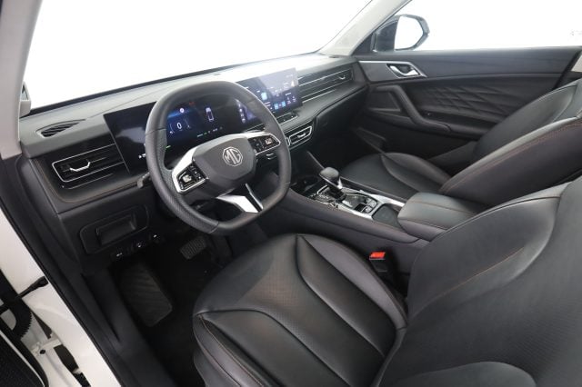 MG HS (2024-->) PHEV Luxury, del 2025, 24.522 km, in vendita a Milano (MI)