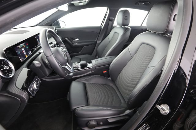 Mercedes-Benz A 180 A 180 d Automatic Business Extra - foto 3 di 16