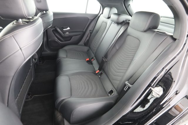 Mercedes-Benz A 180 A 180 d Automatic Business Extra - foto 4 di 16