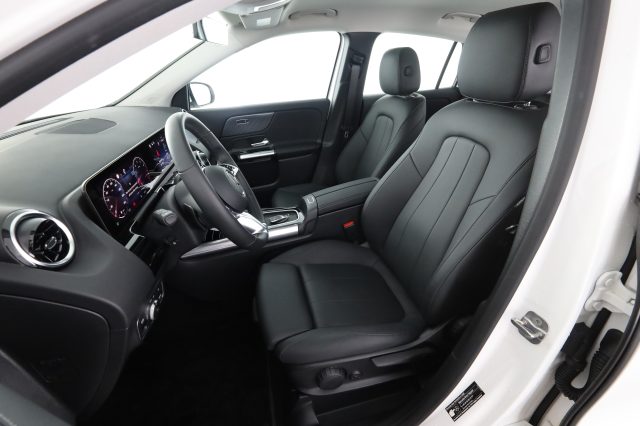 Mercedes-Benz CLA sse GLA GLA 180 Automatic Progressive Advanced - foto 2 di 17