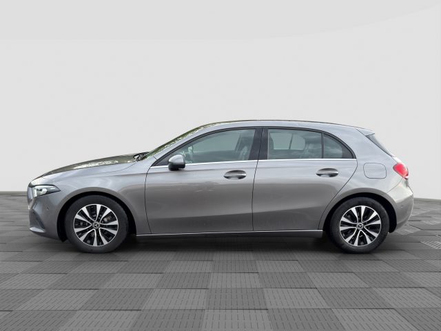 Mercedes-Benz A 180 A 180 d Automatic Business Extra - foto 2 di 17