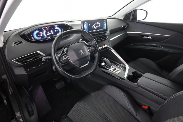 Peugeot 3008 3008 Hybrid 225 e-EAT8 Allure, del 2021, 53.210 km, in vendita a Milano (MI)
