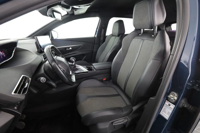 Peugeot 3008 3008 PureTech Turbo 130 S&S Allure Pack - foto 2 di 4