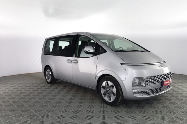 Hyundai STARIA Staria 2.2 AT 2WD 9 posti Wagon - foto 2 di 4