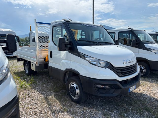 Iveco Daily 35C16 BTor 2.3 gru + cassone fisso - foto 2 di 4