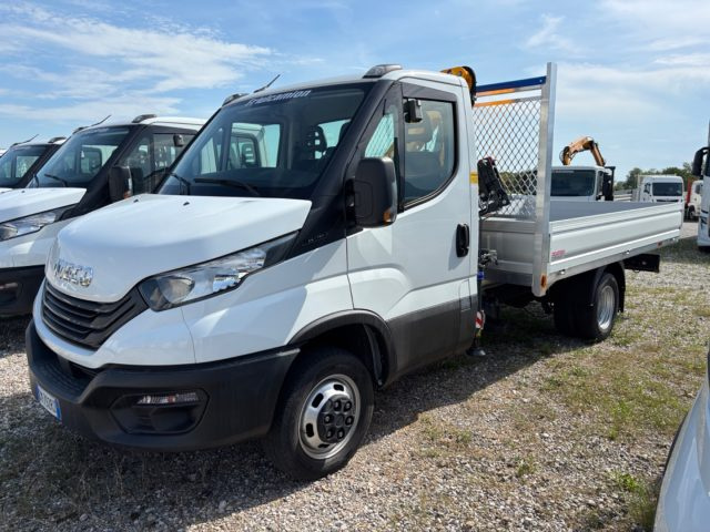 Iveco Daily 35C16 BTor 2.3 gru + cassone fisso usato a GEMONA DEL FRIULI