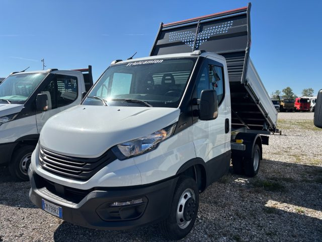 Iveco Daily 35C16 BTor 2.3 HPT RIBALTABILE, del 2023, 81.724 km, in vendita a Gemona Del Friuli (UD)