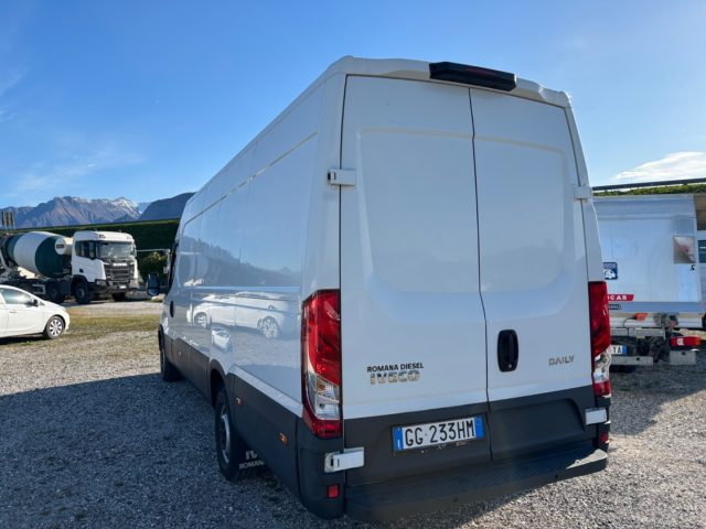 Iveco Daily 35S14V 2.3 HPT GRAN VOLUME - foto 4 di 4