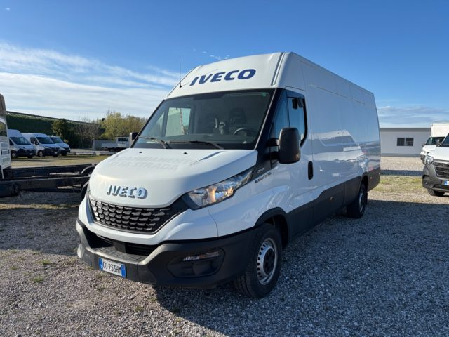 Iveco Daily 35S14V 2.3 HPT GRAN VOLUME - foto 2 di 4
