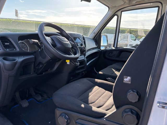 Iveco Daily 35C14 FURGONE IN LEGA LEGGERA - BOX, del 2022, 78.737 km, in vendita a Gemona Del Friuli (UD)