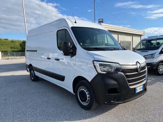 Renault Master T33 2.3 dCi 135 PM-TM-DC Furgone Ice usato a GEMONA DEL FRIULI