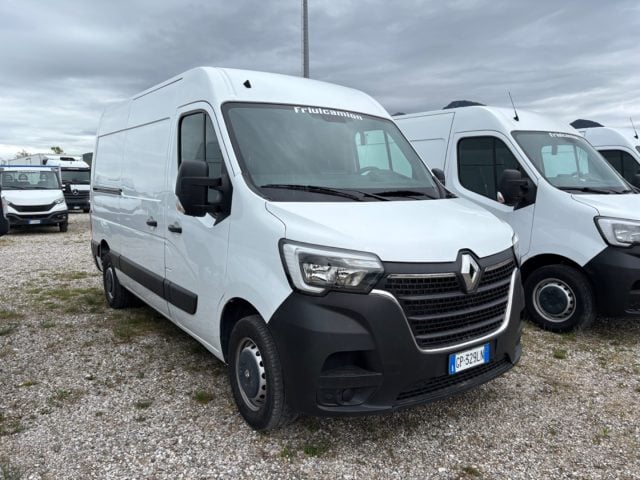 Renault Master T35 2.3 dCi 135 PM-TM Furgone, del 2023, 62.955 km, in vendita a Gemona Del Friuli (UD)