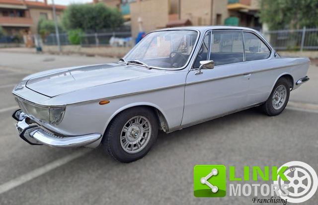 BMW 2000 CS . d'epoca a ANCONA