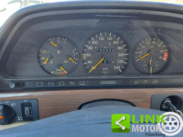 Mercedes-Benz 300 SE, del 1990, 198.000 km, in vendita a Ancona (AN)