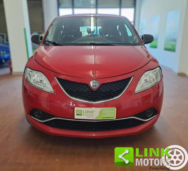 Lancia Ypsilon 1.2 69CV GPL ECOCHIC - foto 2 di 4