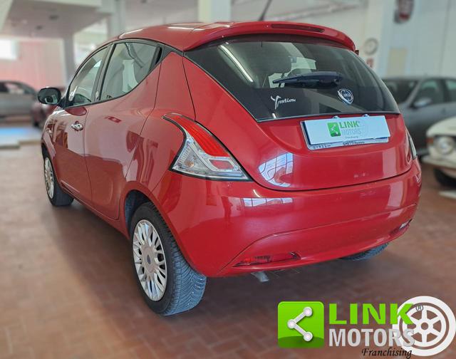 Lancia Ypsilon 1.2 69CV GPL ECOCHIC - foto 4 di 4