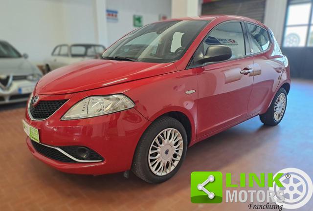Lancia Ypsilon 1.2 69CV GPL ECOCHIC - foto 3 di 4